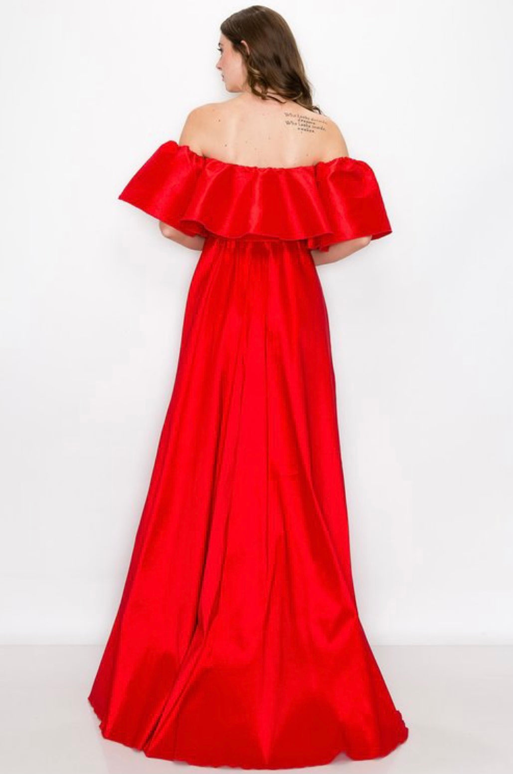 Edition Rouge / Off-Shoulder Evening Dress