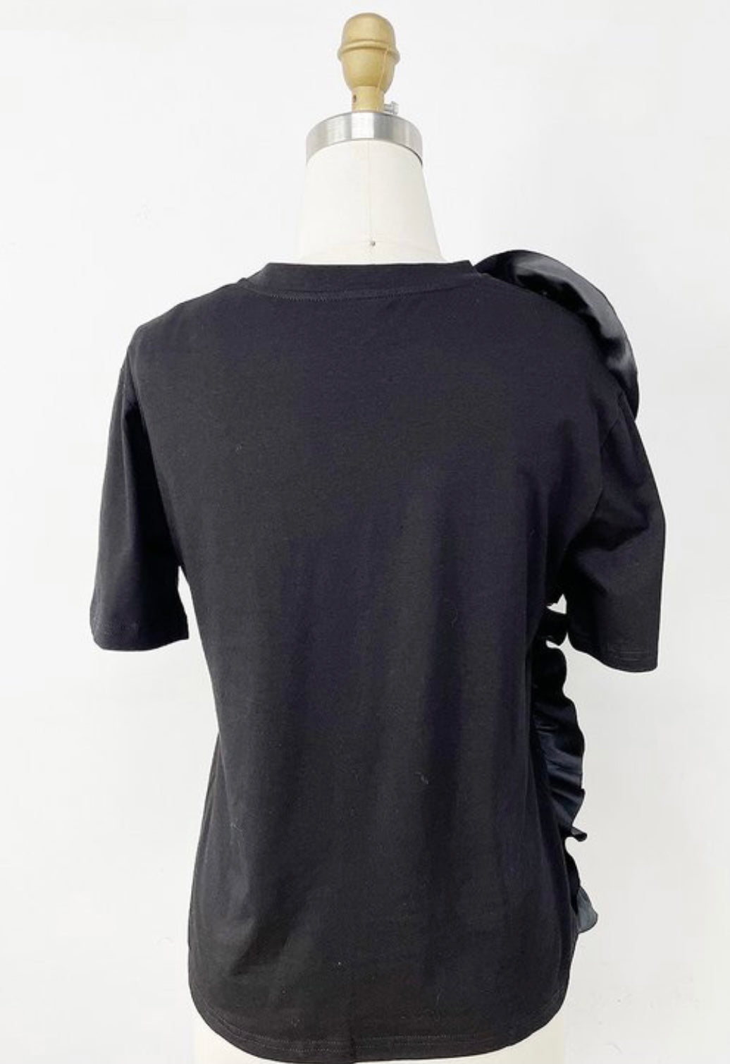 Floral Appliqué Cotton Top | Blanc Bloom Tee